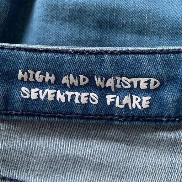 VOLCOM High & Waisted 70s Flare Jeans 4 Button Fly - Picture 10 of 13